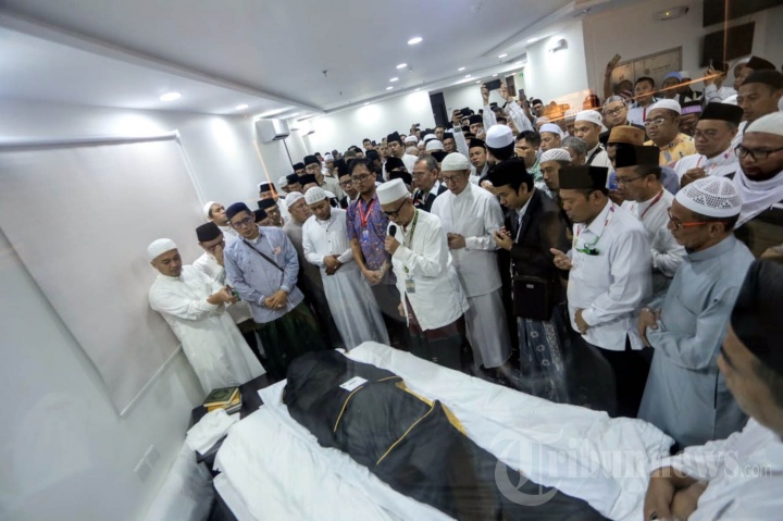 Mbah Moen Wafat di Tanah Suci