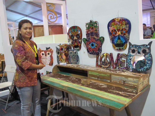 Mebel dan Kerajinan di Pameran IFEX 2015