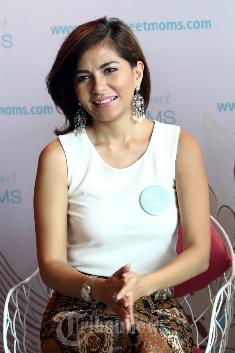 Meisya Siregar Hadiri Peluncuran Website Momsweetmoms