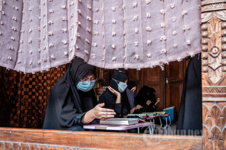 Melihat Semangat Santri Tunarungu Menghafal Al-Quran