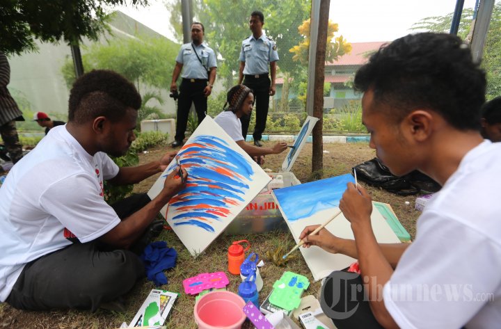 Melukis Bersama Warga Lapas Yogya