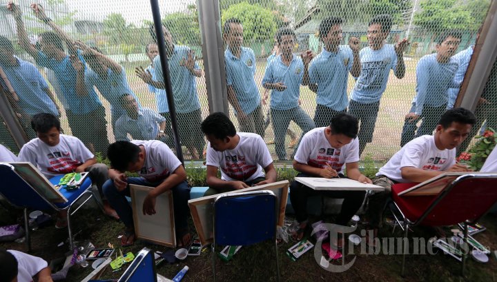 Melukis Bersama Warga Lapas Yogya
