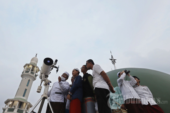 Memantau Hilal Untuk Menentukan Awal Ramadhan 1443 H