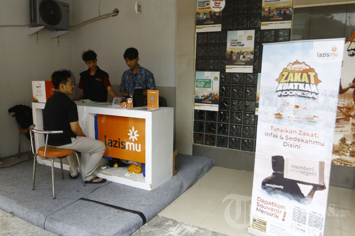 Membayar Zakat Fitrah