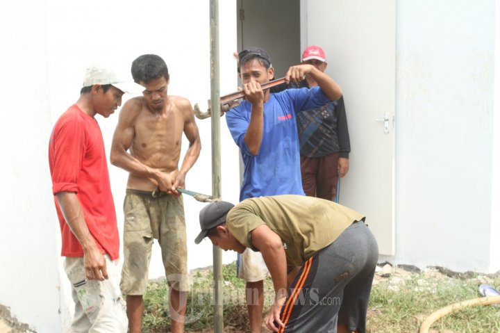 Membuat Sumur Pompa Air