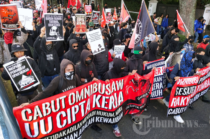 Memperingati Hari Buruh 2023 di Bandung