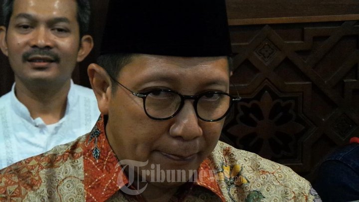 Menag Lukman Beri Keterangan Pers Mengenai UIII