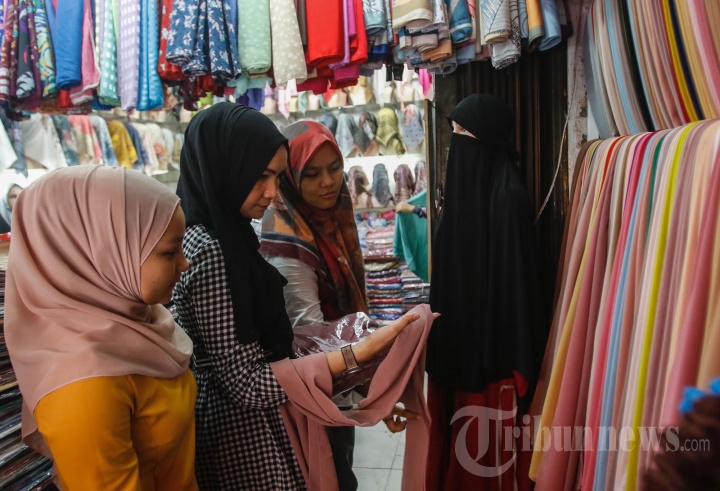 Mencari Perlekapan Lebaran Iedul Adha 1441 H