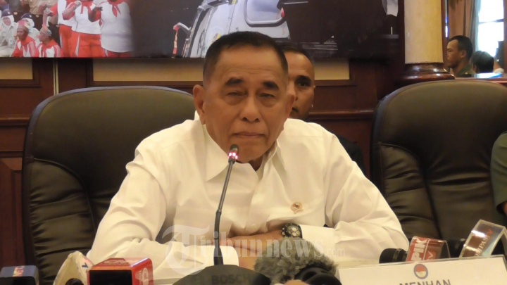 Menhan Ryamizard Ryacudu Pimpin Rapat