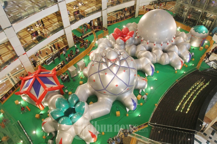 Menjelajahi Dunia Lain di Balon Raksasa Trilumin