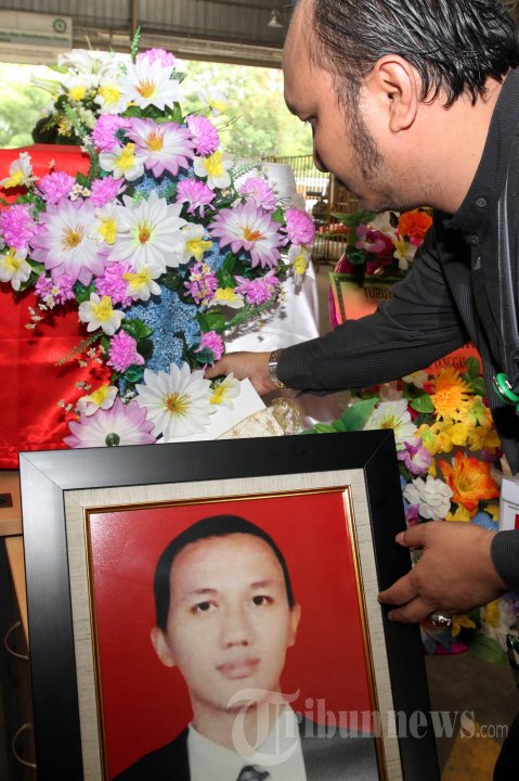 Menkes Sambut Jenazah Dokter Andra di Bandara Soetta