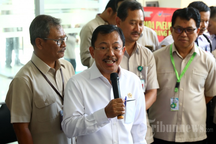 Menkes Terawan Beri Keterangan Terkait WNI Positif Corona