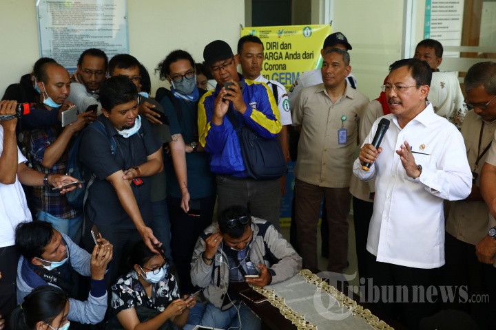 Menkes Terawan Beri Keterangan Terkait WNI Positif Corona
