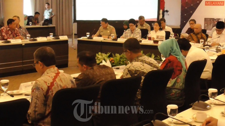 Menko PMK Puan Pimpin Rakor Pasca Gempa Aceh