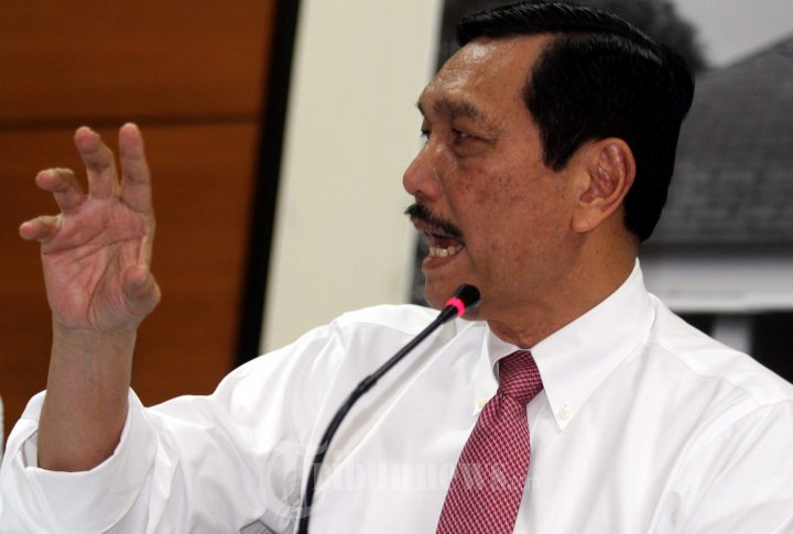 Menko Polhukam Luhut Panjaitan Beri Keterangan Pers