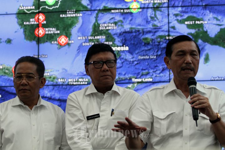Menkopolhukam Pimpin Rapat Membahas Kahutla