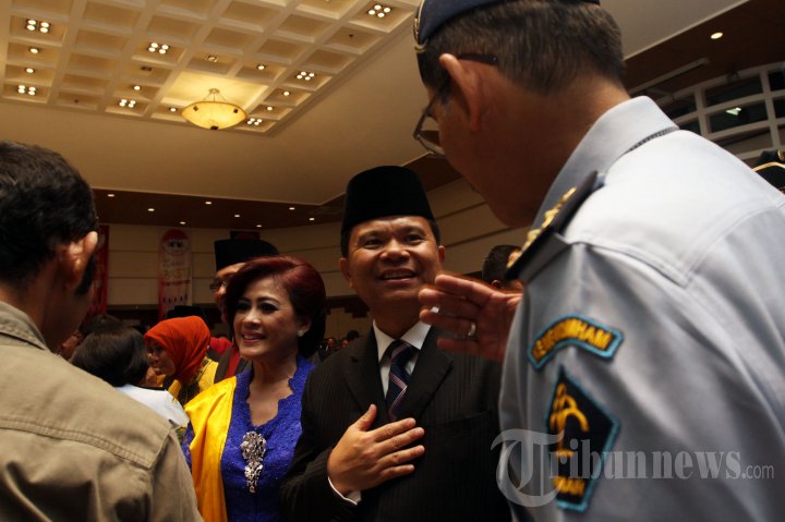 Menkumham Lantik Ronny Sompie Sebagai Dirjen Imigrasi
