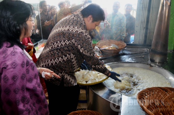 Menperin Tinjau Industri Kecil Menengah di Padang