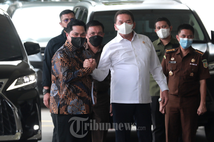 Menteri BUMN Laporkan Kasus Garuda Indonesia
