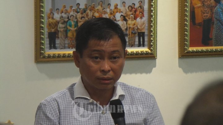 Menteri Ignasius Jonan Adakan Open House di Kediaman