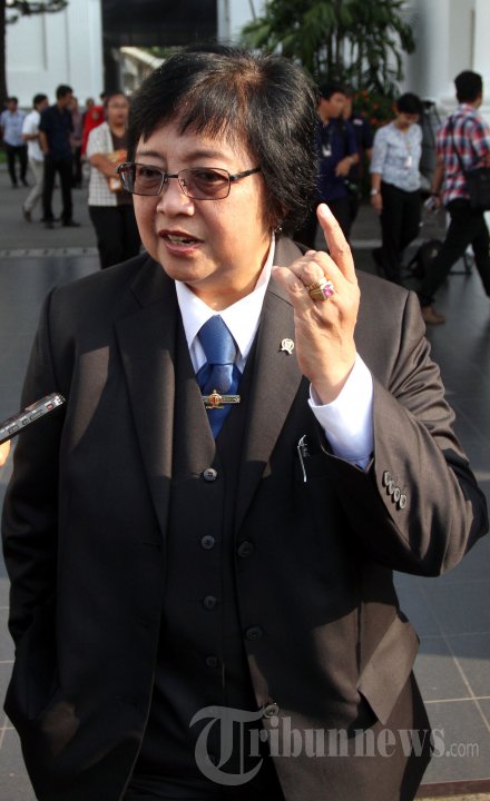 Menteri Lingkungan Hidup dan Kehutanan Siti Nurbaya Bakar