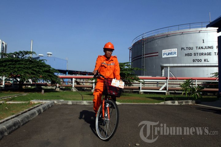 Menyaksikan Gerhana Matahari di PLTGU Tanjung Priok