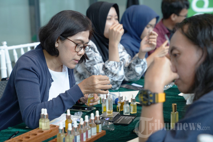 Meracik Parfum Bersama Tokopedia