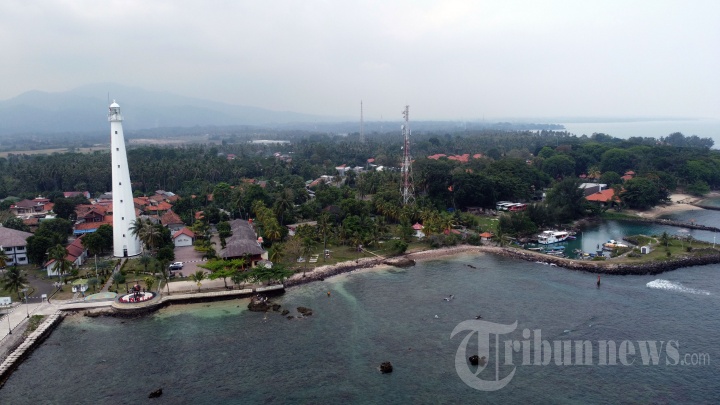 Mercusuar Cikoneng Pantai Anyer