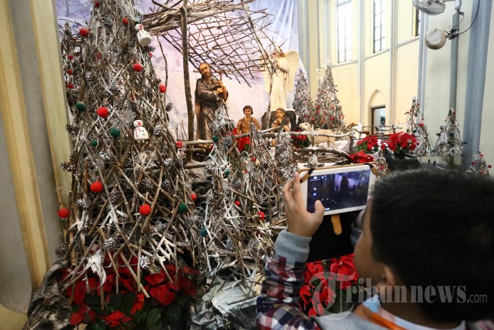 Misa Natal di Gereja Katedral