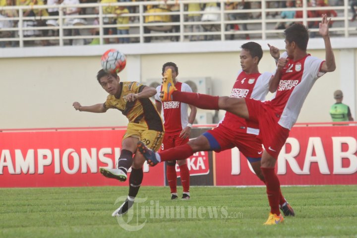 Mitra Kukar Ditahan Imbang PSM 2-2