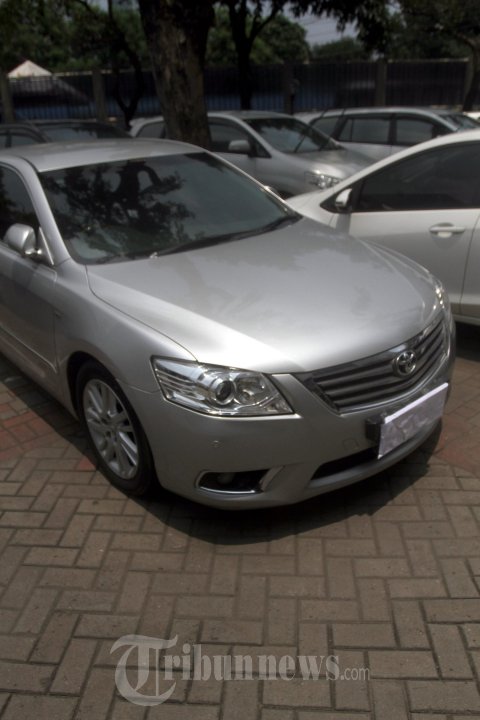 Mobil Camry Sitaan OTT KPK