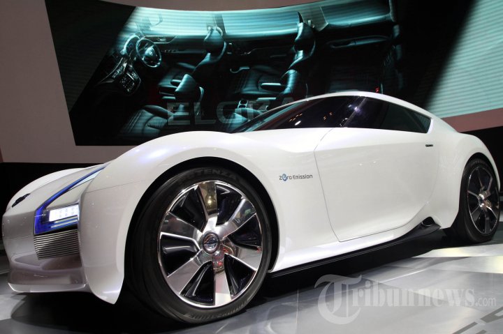 Mobil Konsep Nissan Esflow di GIIAS 2015