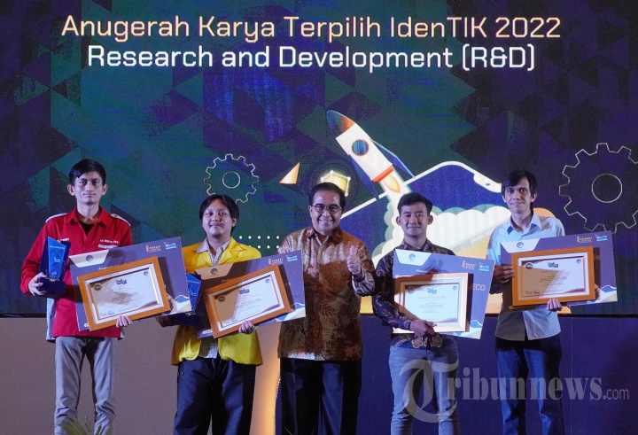 MOOC Literasi Digital Sektor Pemerintahan dan Awarding IdenTIK