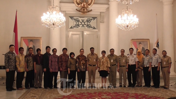MoU Gubernur DKI - UI - UGM Bidang Transportasi