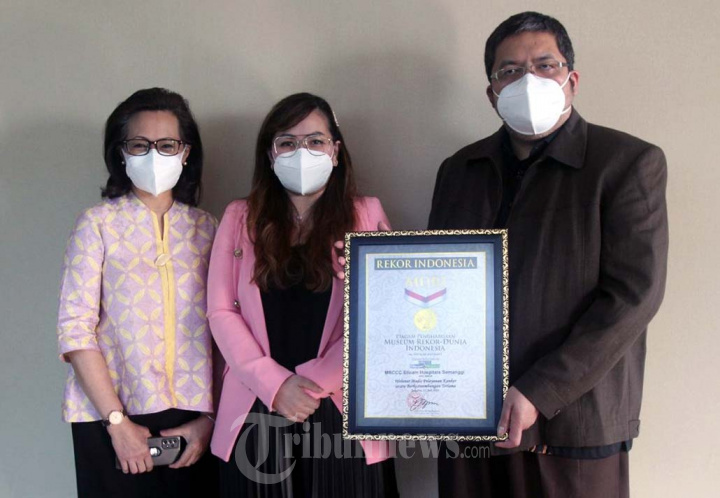MRCCC Siloam Hospitals Rayakan HUT Ke-10