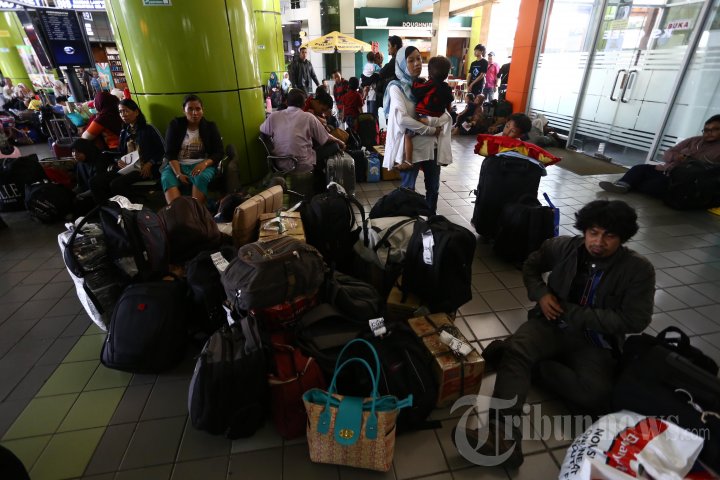 Mudik Lebaran 2015 di Stasiun Gambir