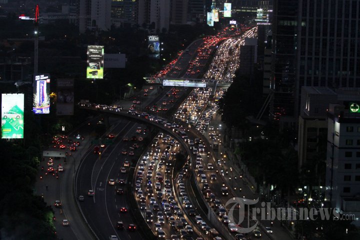 Mudik Lebaran Tol Dalam Kota Macet