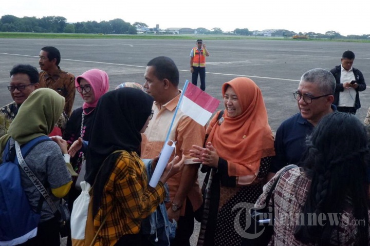 Mufida Sambut Kedatangan WNI dari Natuna
