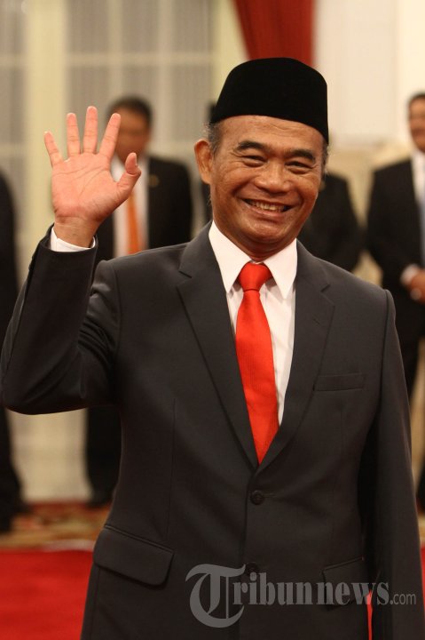 Muhadjir Effendy saat pengumuman perombakan kabinet atau reshuffle jilid 2 di Istana Negara, Jakarta, Rabu (27/7/2016). Muhadjir Effendy menjadi Menteri Pendidikan dan Kebudayaan menggantikan Anies Baswedan. 