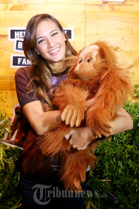 Nadine Chandrawinata di Acara The Body Shop
