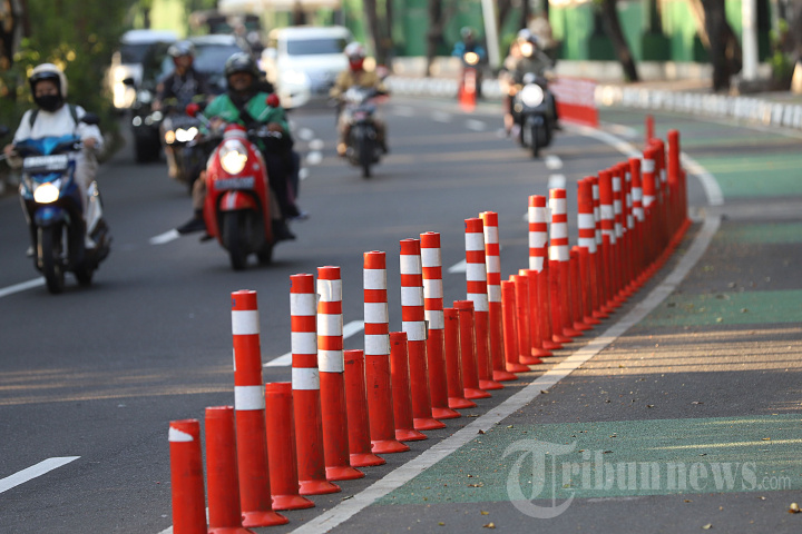 Nasib Stick Cone Jalur Sepeda