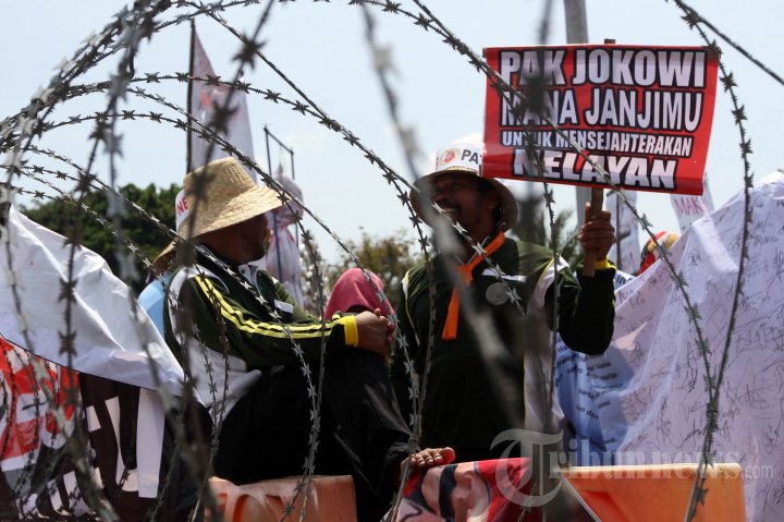 Nelayan Demo di Istana Merdeka