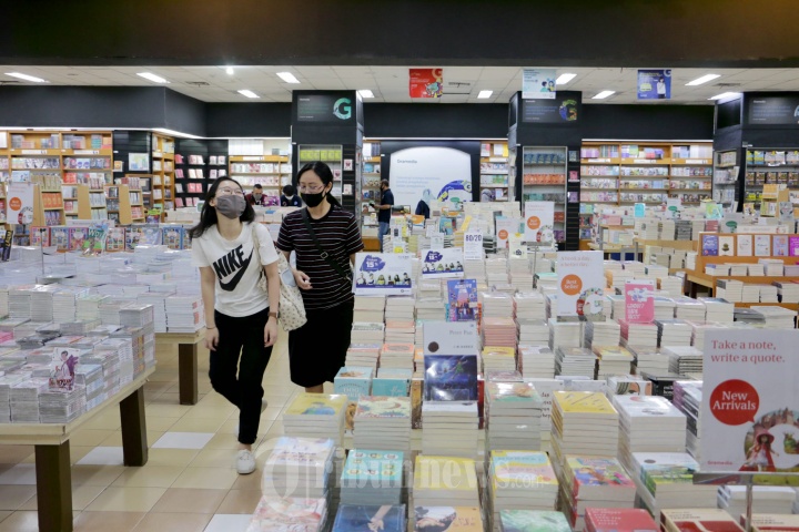 New Normal Toko Buku Gramedia Pandanaran Semarang