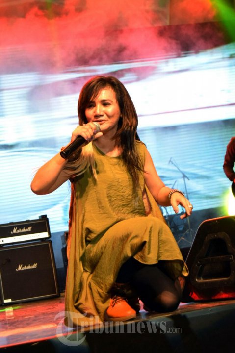 Nina Wang Hibur Ribuan Fansnya