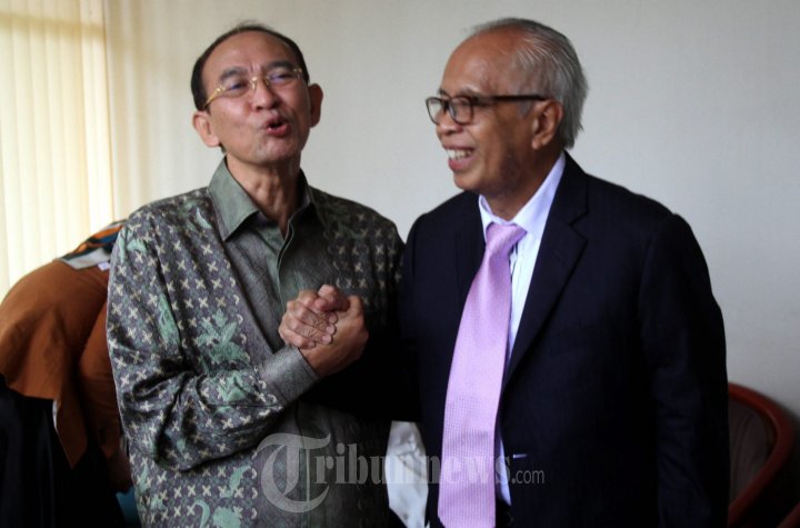 OC Kaligis Bertemu Suryadharma Ali di Pengadilan Tipikor