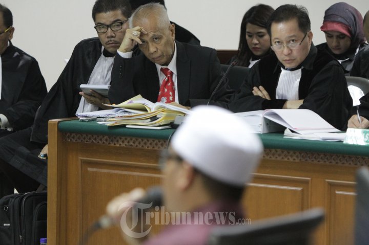 OC Kaligis Jalani Sidang Mendengarkan Kesaksian