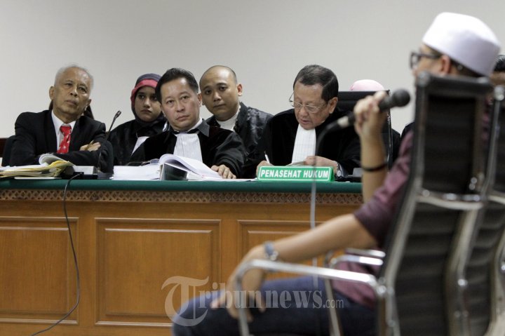 OC Kaligis Jalani Sidang Mendengarkan Kesaksian