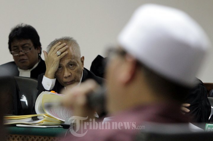OC Kaligis Jalani Sidang Mendengarkan Kesaksian