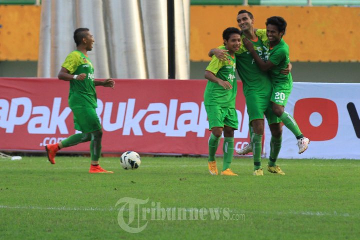 Octavio Dutra Lakukan Selebrasi
