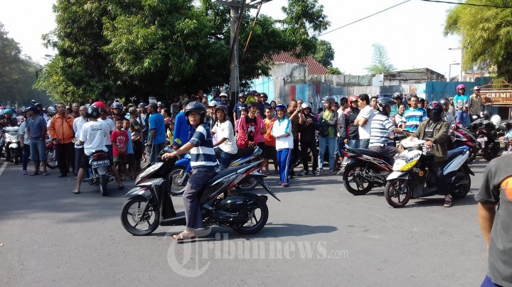 Olah TKP Pasca BOM Bunuh Diri di Mapolresta Surakarta